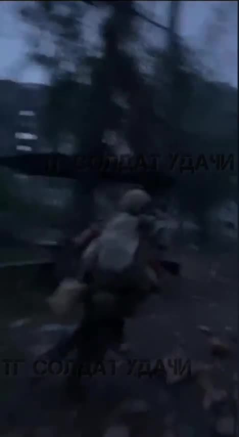 Battle from the perspective of a Russian soldier in Volchansk Ukraine