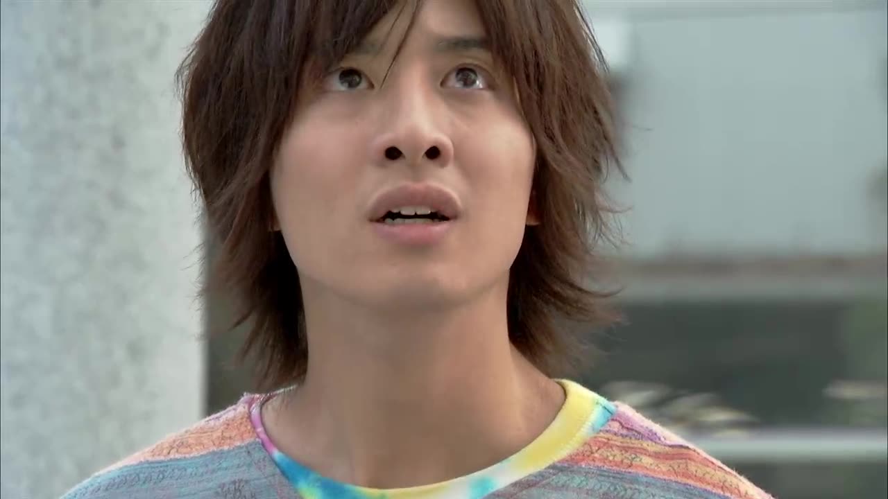 Kamen Rider OOO E02 'Desire, Ice Cream, and a Present' [720p]