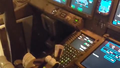 Cockpit view of Boeing 777