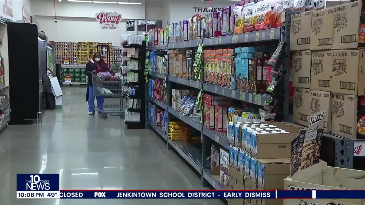 NE Philly folks busy with last-minute Christmas shopping and essentials before weather turns icy