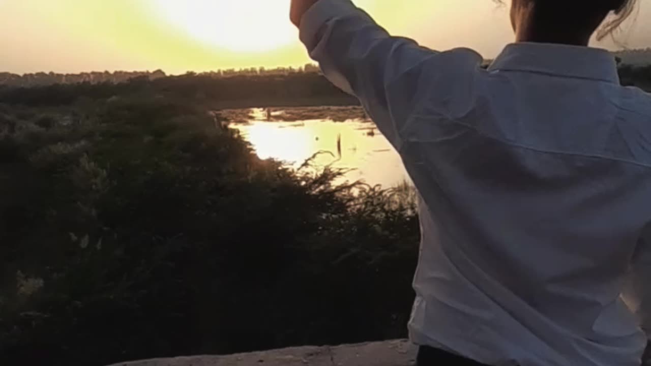 Sooraj dooba hain/short video/Mehak