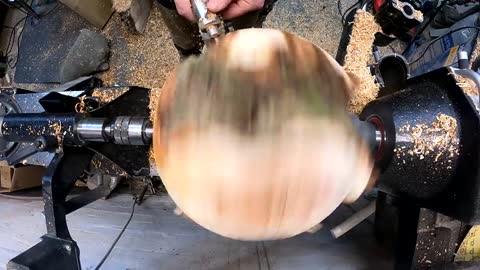 Woodturning - Planet Lamp