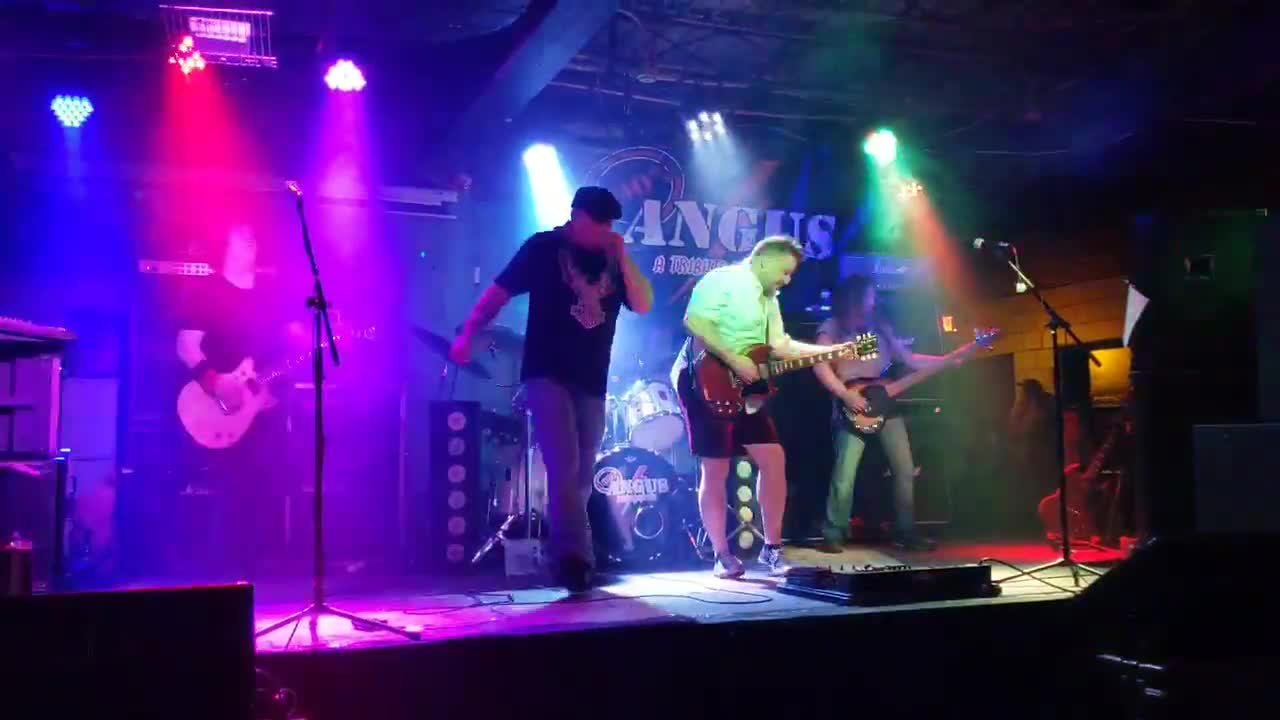 100% Angus A AC/DC Tribute Band "Its A Long Way To The Top" AC/DC Cover