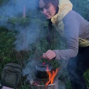 Just set it on FIRE!🔥#camping #survival #bushcraft #outdoors