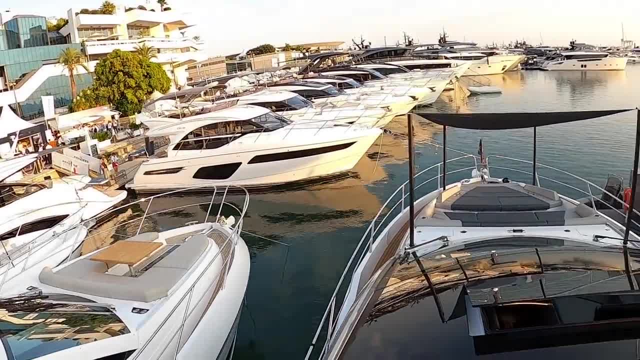 £2.4 Million Yacht Tour - Sunseeker 65 Sport Yacht