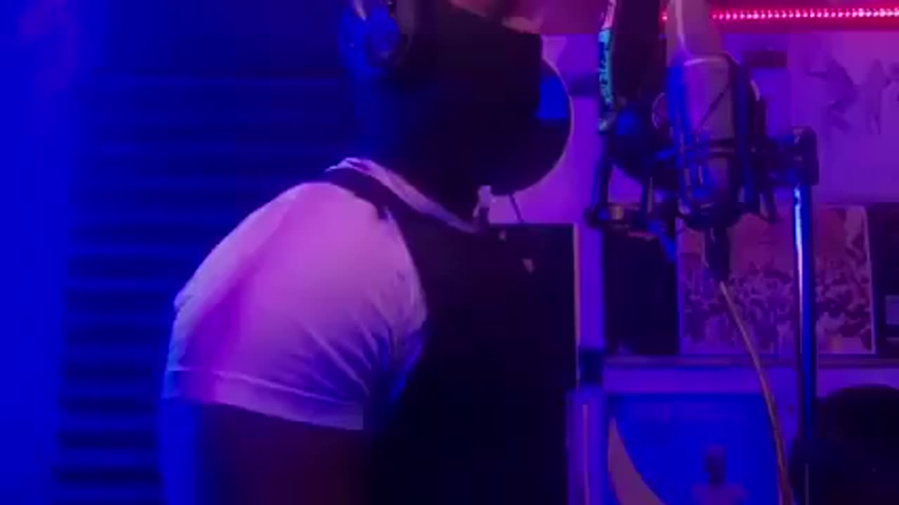 Faceless (Rider) Pecknarm Official-Freestyle