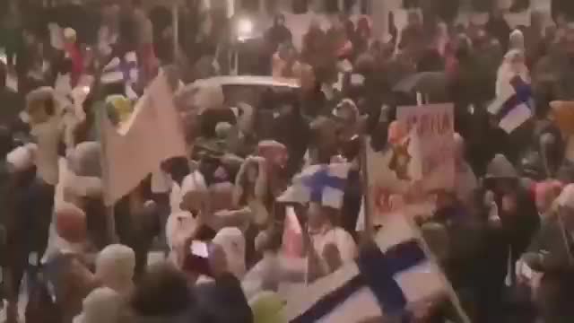 Freedom convoy arrives outside the Parliament of Finland in Helsinki
