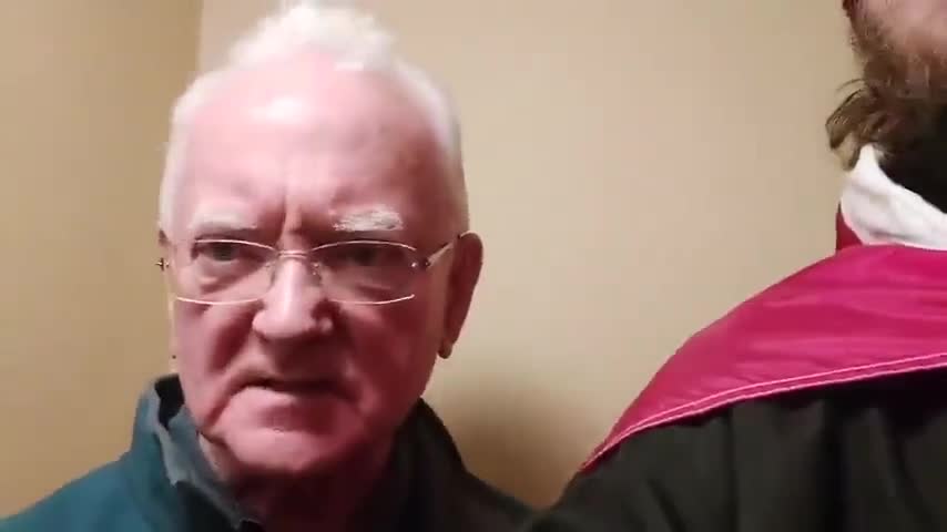 Dr Roger Hodkinson gives an impassioned supportive message for the Canadian truckers