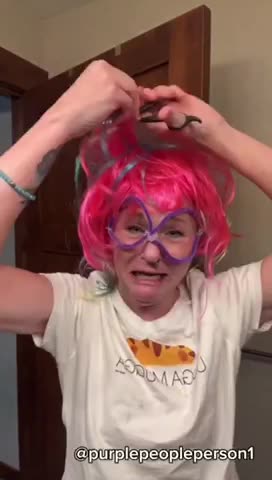 She Wins the Internet Today