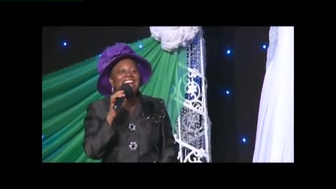 Dr Becky Enenche || JEHOVAH CHI M LE (SONG)