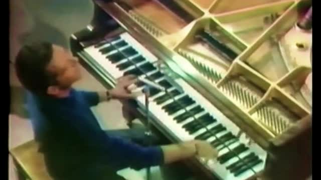 Jerry Lee Lewis & Carl Perkins (1971) -Mean Woman BluesBlue suede shoes