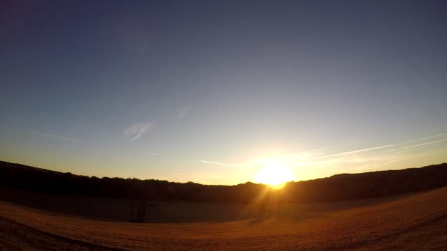 Sun Rise 10 21 22 40f/4c