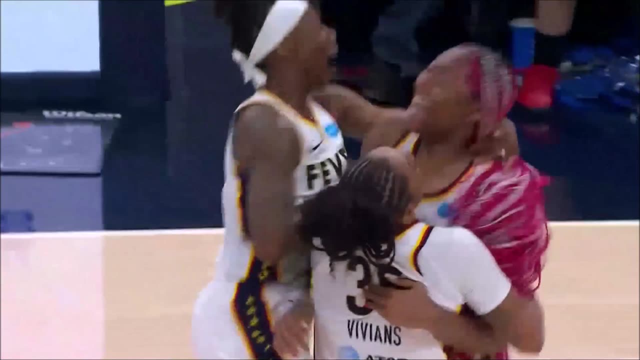 Aliyah Boston BEATS BUZZER, Hits GAME-TYING 3 To Send Game To Overtime | Indiana Fever vs NY Liberty