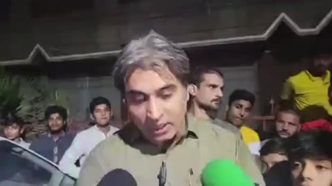 عباد فاروق کے گھر کے علاقے کو مقبوضہ کشمیر بنا دیا گیا، لوگوں کو جنازے تک نہیں آنے دیا جا رہا”