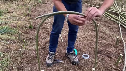 Building A Clay Bushcraft Survival Shelter