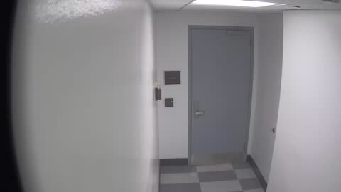 6141RHOBG1G101DStairwayLobbyEntry_2021-01-06_06h40min02s530ms.mp4