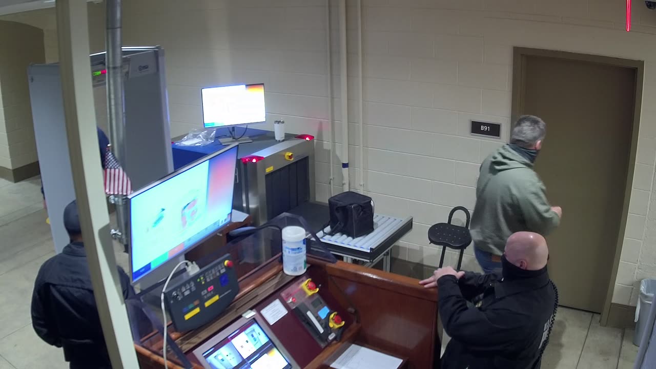 5132CHOBBAGarageScreening1_2021-01-06_05h27min29s420ms.mp4