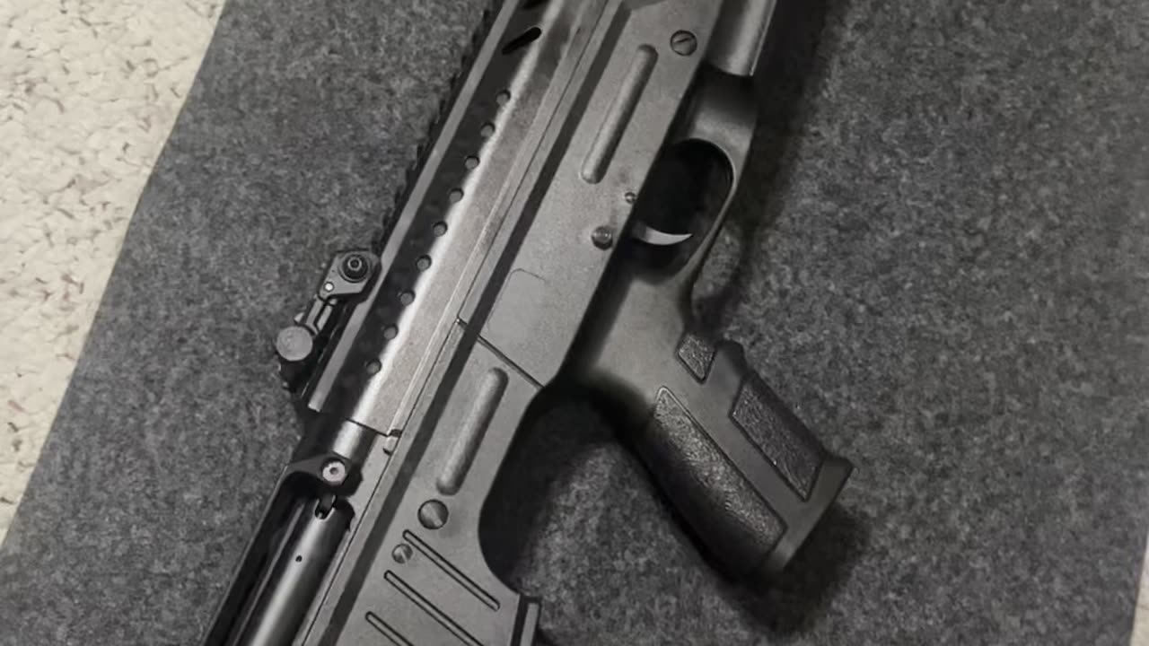 Sunday touch around 46: SPH touches a Century Arms Bullpup 12 gauge.