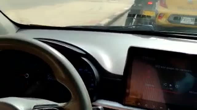 Atracan a extranjeros en plena avenida Santander