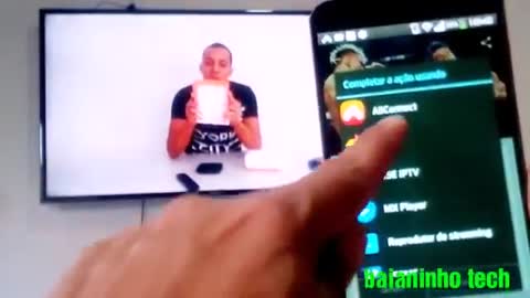 Como espelhar o celular na TV