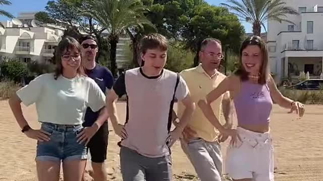 Označ svojho crazy kamoša 🤣👏🏻💖