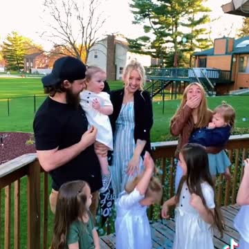 Gender reveal to their 7 girls - heartwarming video