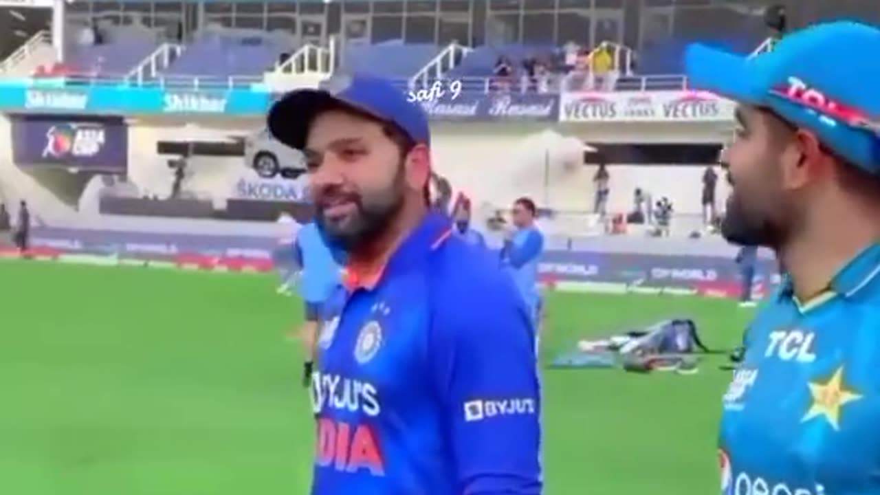 Pak vs Ind Friendship Virat Meet Baber