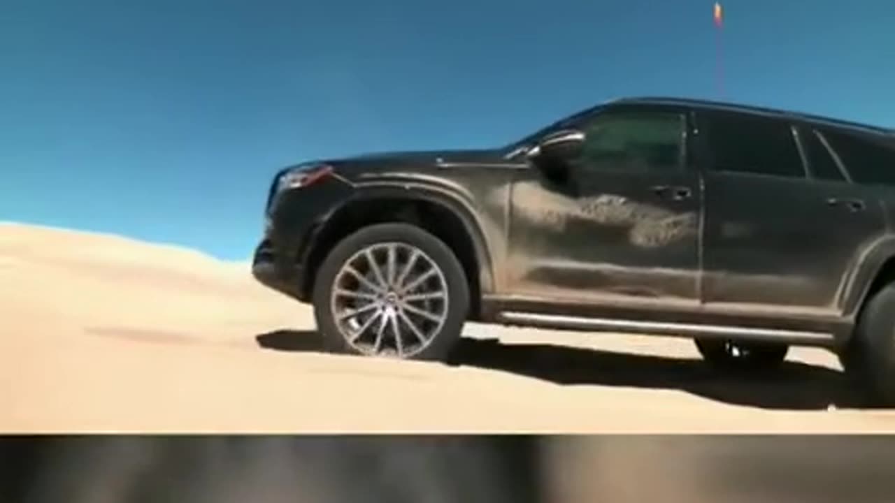 MERCEDES BENZ JUST CREATED A SPECIAL‘JUMPING’ MODE TO RESCUE A STUCK CAR FROM SAND AND MUD