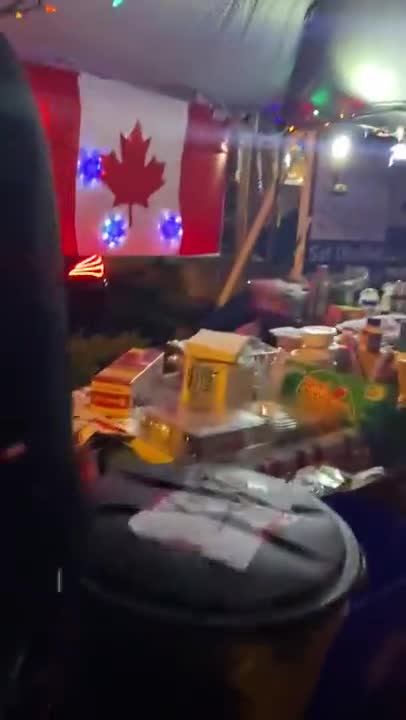 Freedom Convoy @ Pacific Highway Boarder Crossing in British Columbia Feb.11, 2022 #irnieracingNews