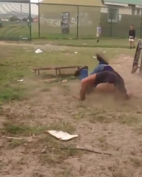 Nice Stunt. 😁😂 Crazy_Moments 🫠