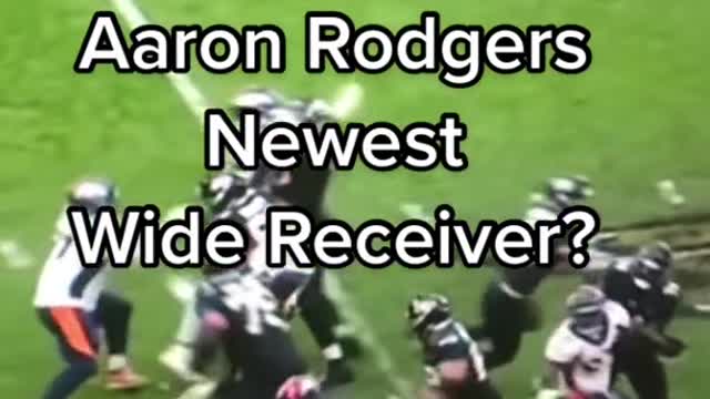 Aaron Rodgers newest wide receiver is the ball boy from London