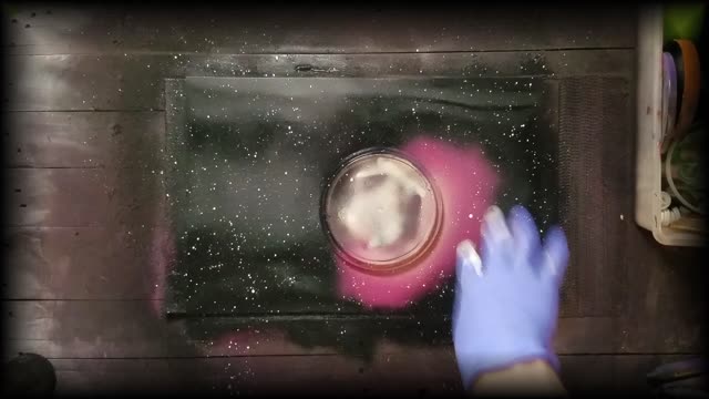 Pink Planet - Spray Paint Art - ASMR - Short