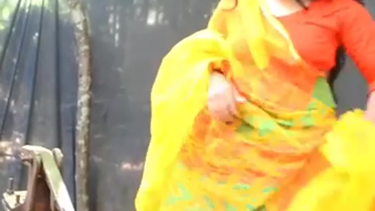 Indian Hot Girl Bathing