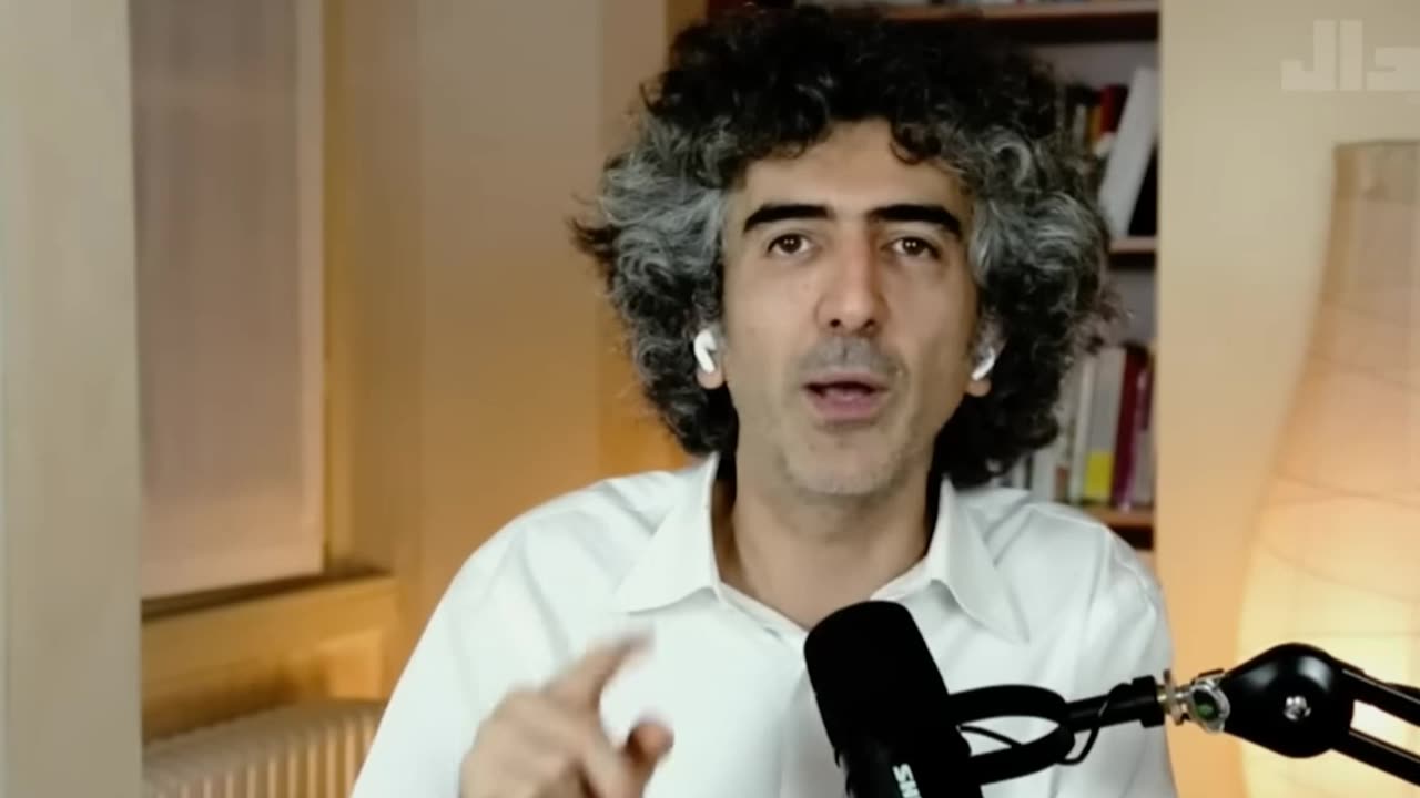 خطر خامنه ای برای غرب