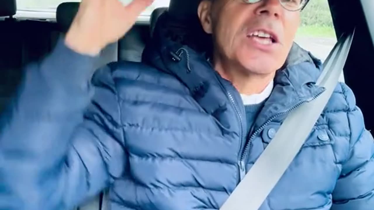 When European legend singing Pashto songs