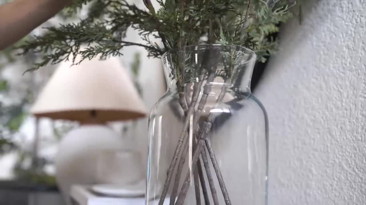 HOLIDAY DECORATING IDEAS for 2022 // DIY CHRISTMAS FLORAL & GREENERY