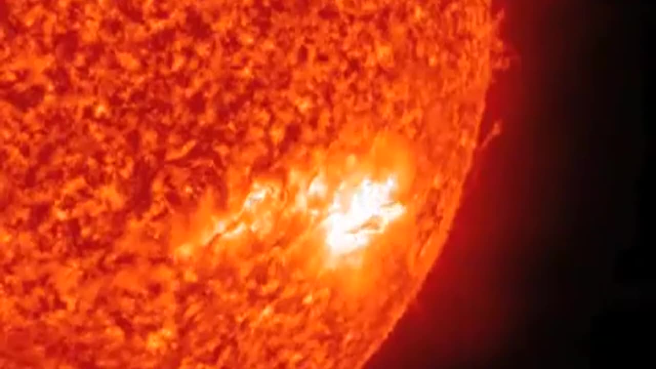 Sun's HUGE CME and Amazing Solar Flare Eruption - June 7 2011