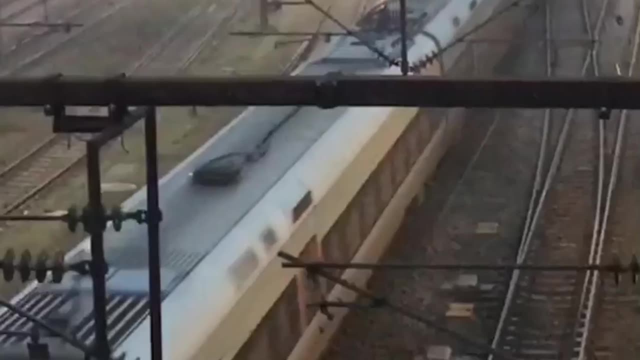 Diamond railway crossing