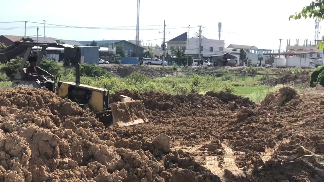 2.5Ton Dump Truck Get Stuck ,Loading Fail