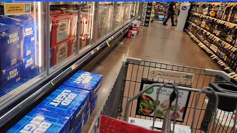 Bud Light rebuked - Beer stocker says that shit is the OTHER guys