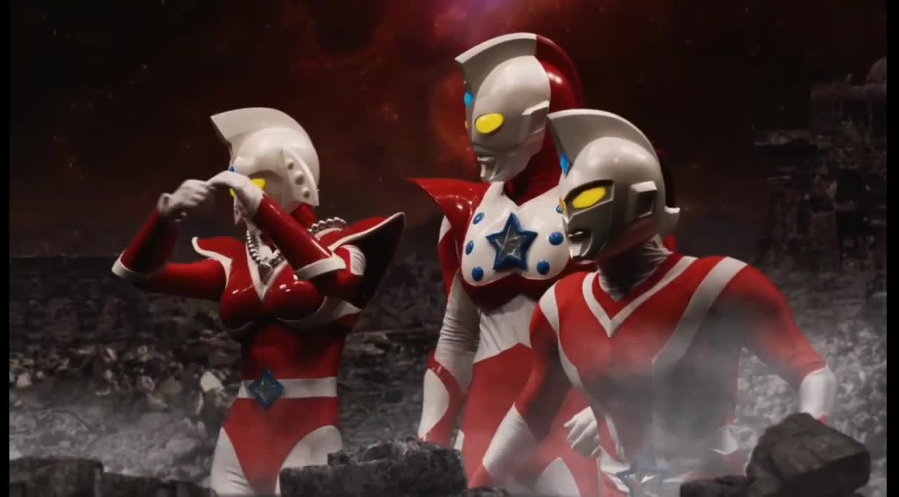 Ultraman USA and Ribut V.S Absolute Titan (Japanese Version)