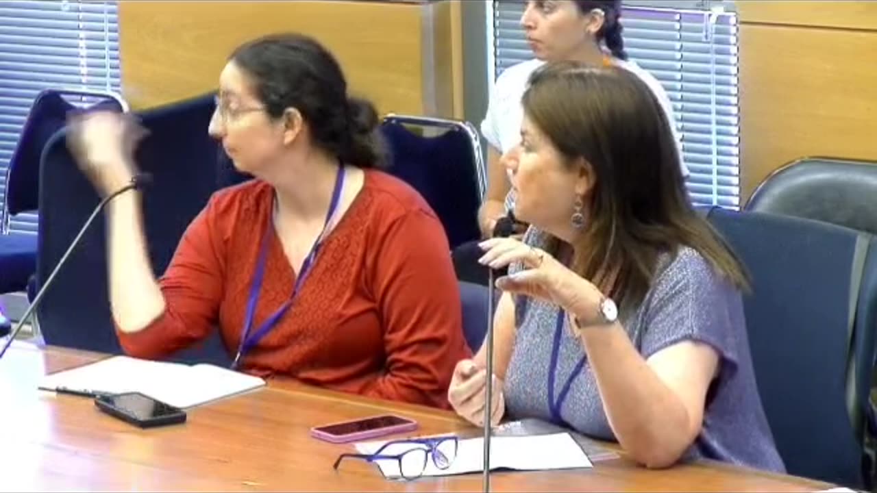 רחל שיף מנהלת מח בריאות במכבי לימדו אותי לנצל הזדמנויות שהמבוגרים לא באים להזריק שעלת אז היא מציעה לדחוף להם את זה כשהם מגיעים פצועים