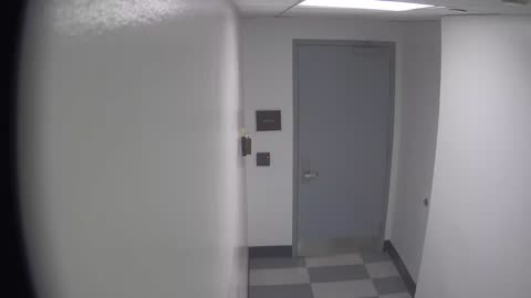 6141RHOBG1G101DStairwayLobbyEntry_2021-01-06_07h40min02s687ms.mp4