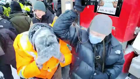 Canadian Police Beat Trucker!