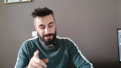 Τους ξέφυγε μήνυμα θεατή στον αέρα ...ΕΕΕΕΜ ΟΟΟΟΟΜΜΜ