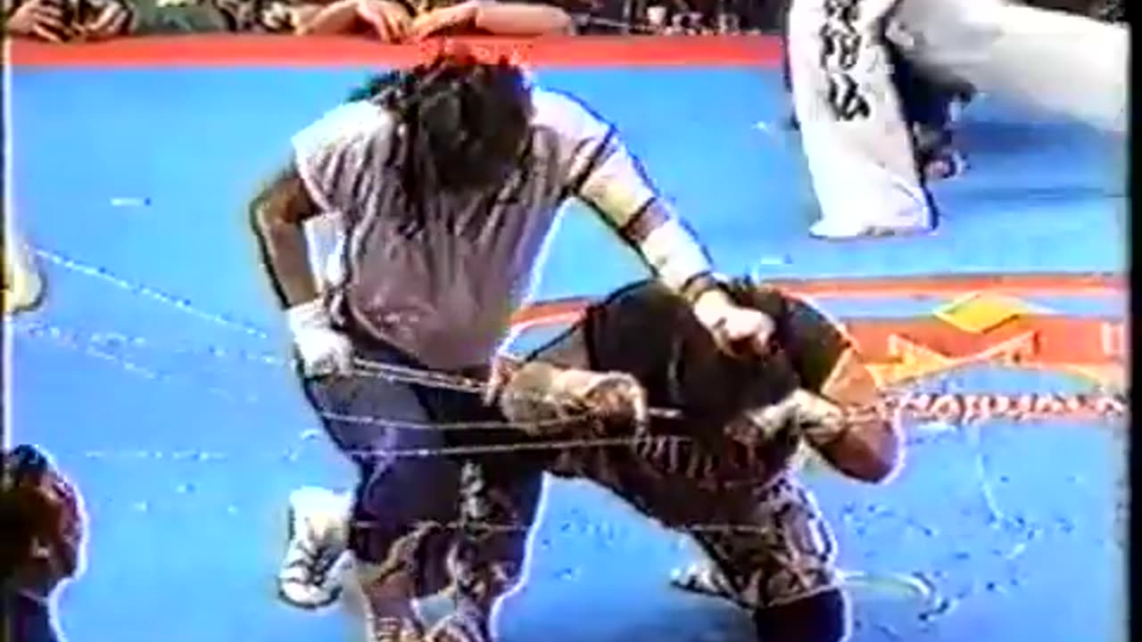 (1993.12.26) Onita, Sasuke & Goto vs Pogo, Shinzaki & Toi - No Ropes, Barbed-Wire - FMW