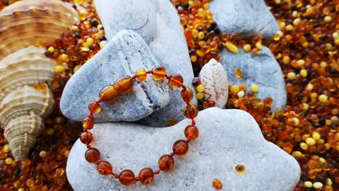 Baltic amber bracelet