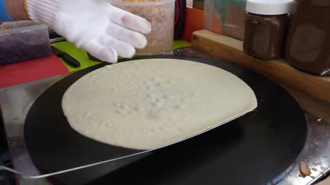 300 crepes sold per day ! Delicious Korea Famous Grandpa's street crepe/Korean Street Food