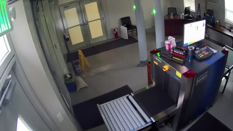 0971USCG00SouthTrailer_2021-01-06_15h40min01s837ms.mp4