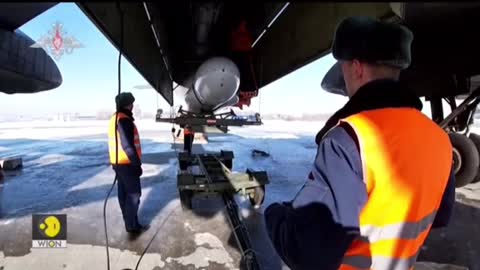 RUSSIAN WARPLANES FLY OVER PACIFIC SEA